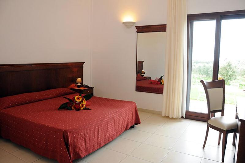 Agri Hotel Conte Salentino Sant Isidoro  Ngoại thất bức ảnh