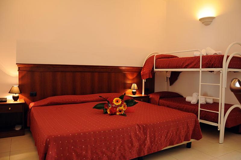 Agri Hotel Conte Salentino Sant Isidoro  Ngoại thất bức ảnh