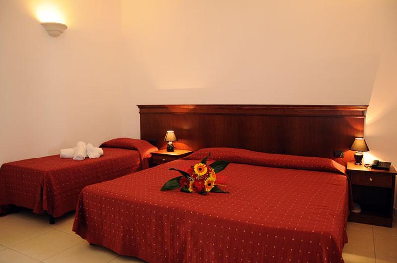 Agri Hotel Conte Salentino Sant Isidoro  Ngoại thất bức ảnh