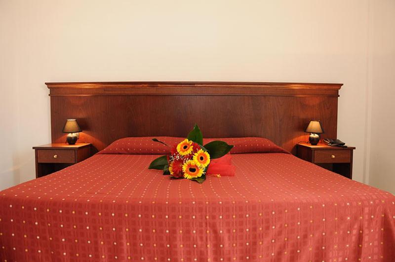 Agri Hotel Conte Salentino Sant Isidoro  Ngoại thất bức ảnh