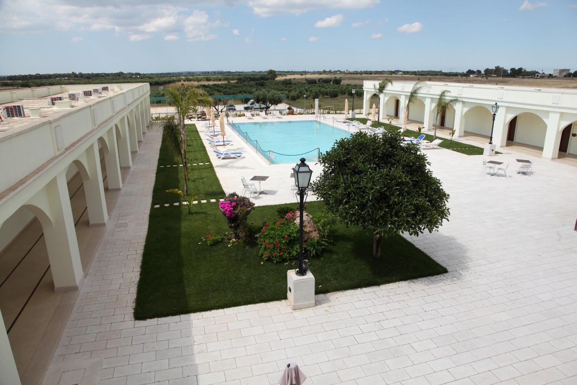 Agri Hotel Conte Salentino Sant Isidoro  Ngoại thất bức ảnh