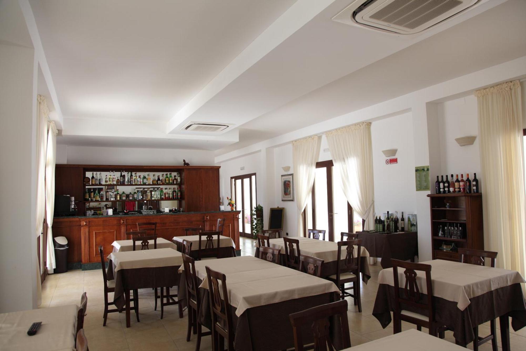 Agri Hotel Conte Salentino Sant Isidoro  Ngoại thất bức ảnh